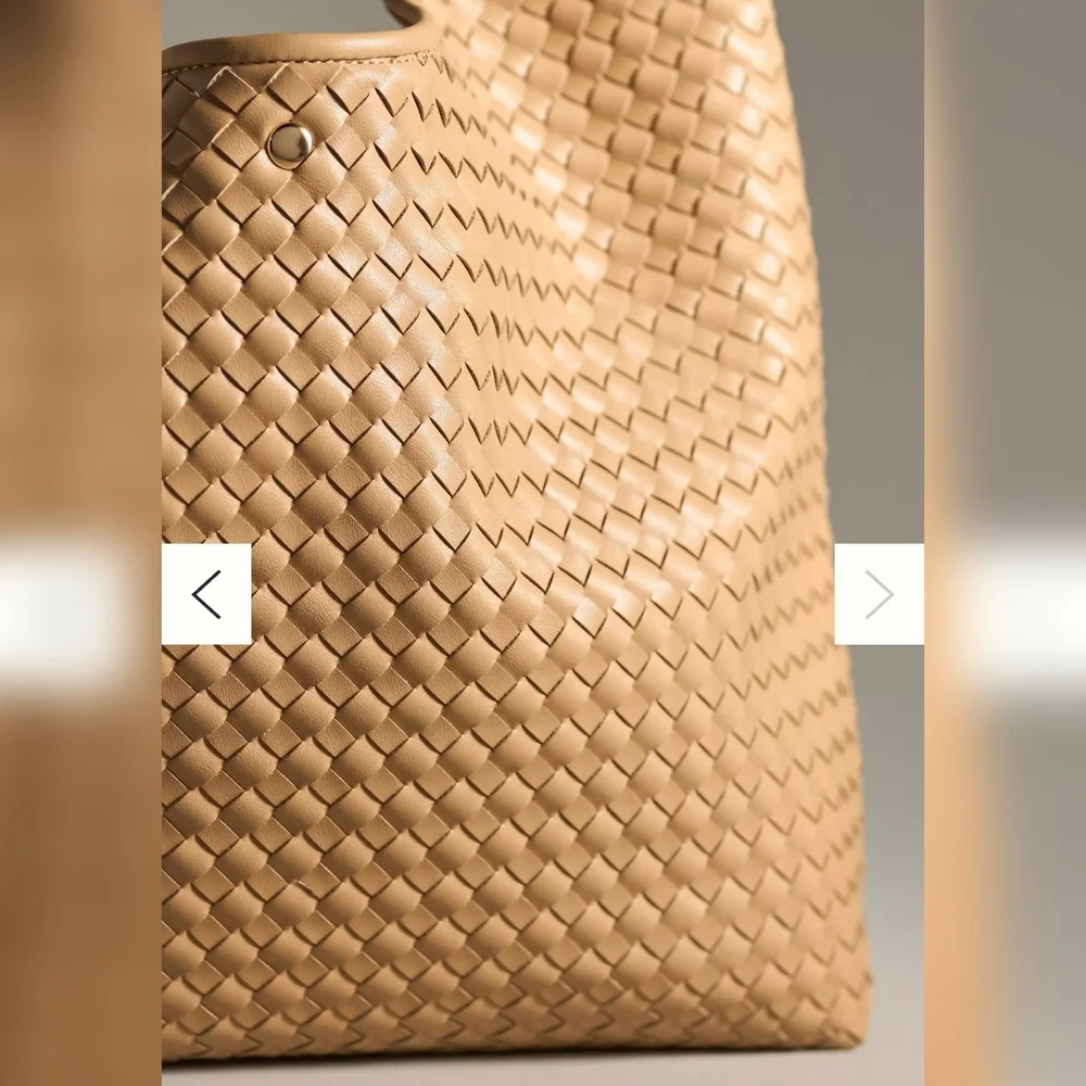 The Love Knot Slouchy Bag - Picture 2 of 7